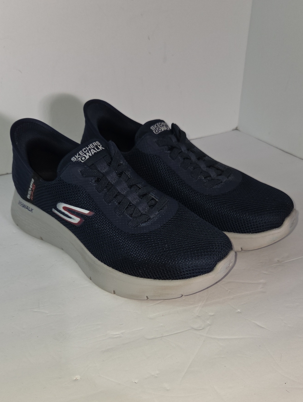 Skechers Navy and White GOwalk Slip-Ins Mens Shoes Size 10 - Picture 4 of 11